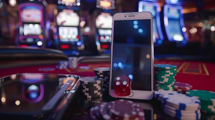 fly99 Live Tables, Slots and Crash Games in One Place